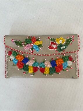 Multicolor floral clutch wallet Indigenous & Southwestern artisan beadwork 7”x4”